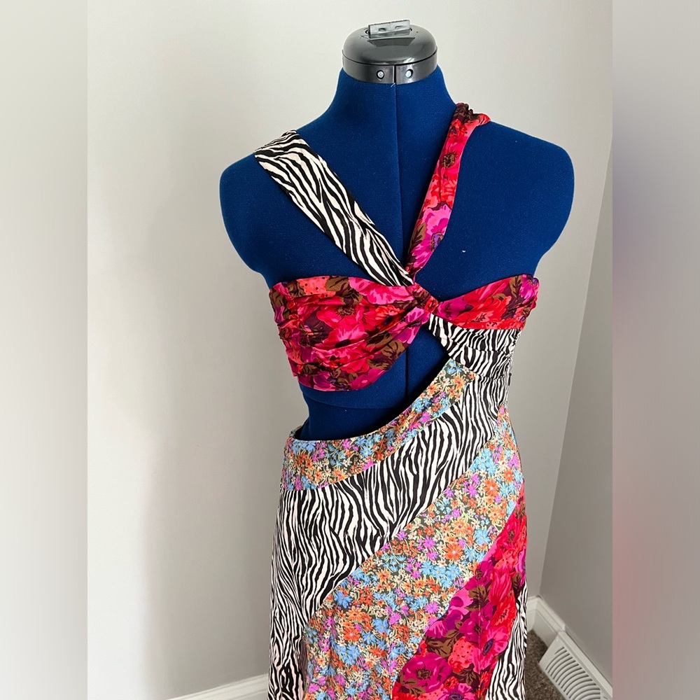 NWT For Love & Lemons Rita Mixed Print Cutout Floral and Zebra Maxi Dress Sz M - Picture 5 of 9